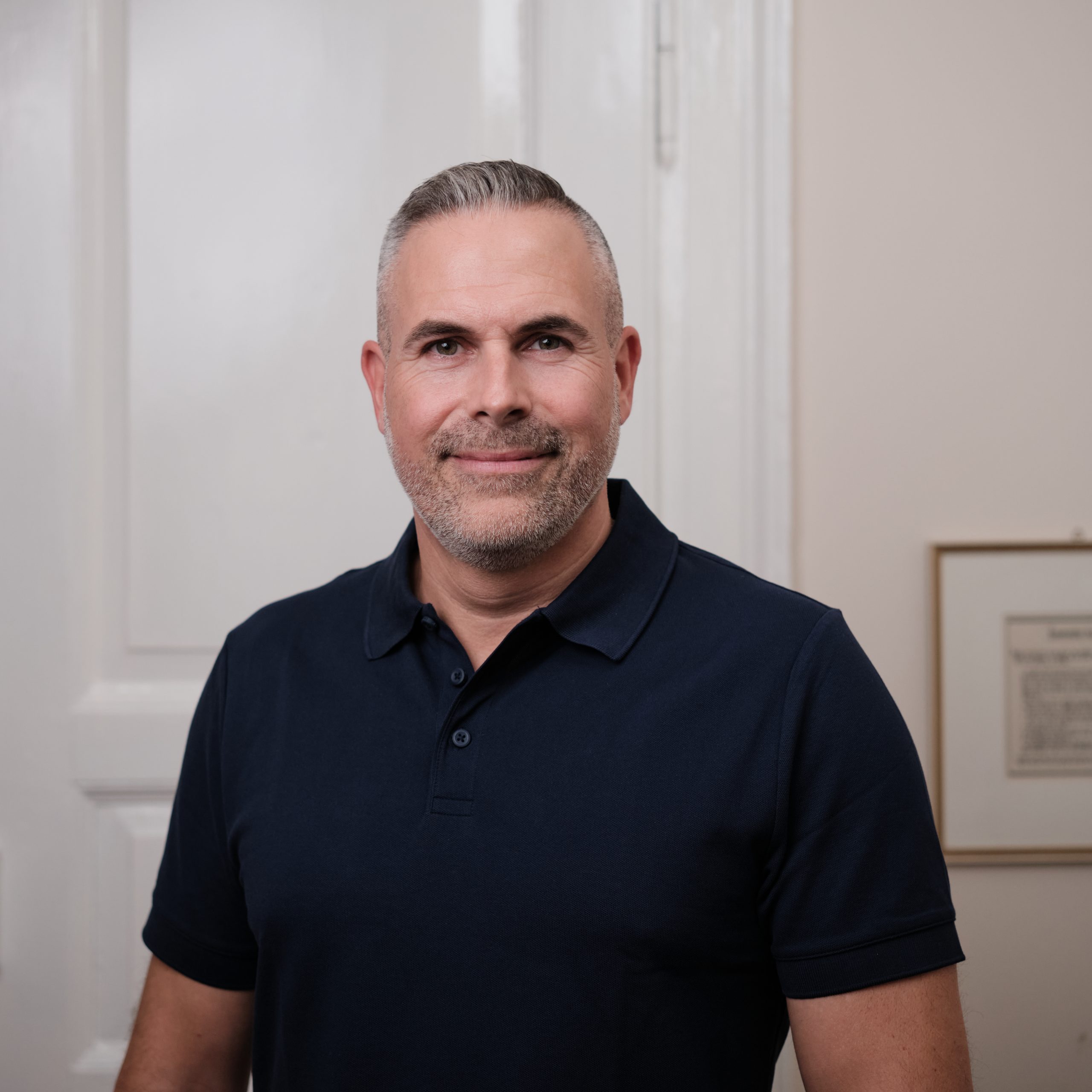 Dr. Alexander Kaksa